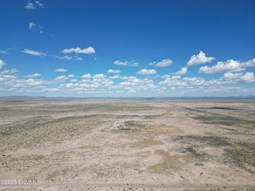 2435 Cordoba Rd Se, Deming, NM, 88030-2191 | Card Image