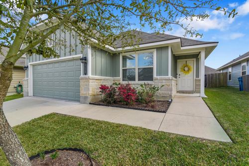115 Dove Ct, Navasota, TX, 77868-2383 | Card Image