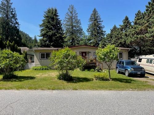 19877 Marie St, Hope, BC, V0X1L2 | Card Image