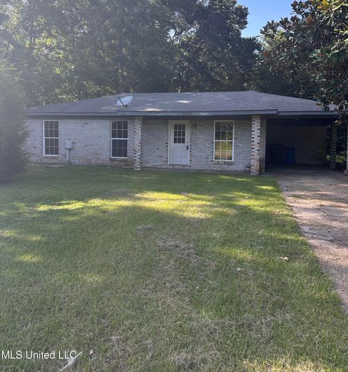 5709 Meadowview Dr, Moss Point, MS, 39562-7740 | Card Image