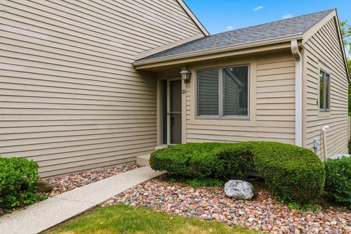 d-2962 Madison Street, Waukesha, WI, 53188 | Card Image