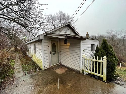 1 Pine Alley, Evans City Boro, PA, 16033 | Card Image