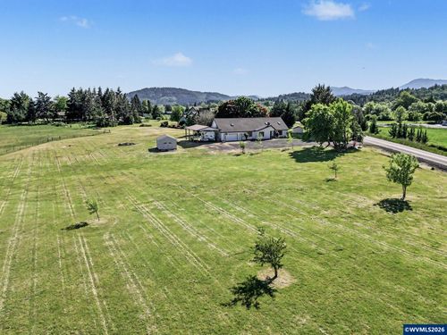 1753 Wooded Knolls Dr, Philomath, OR, 97370-9023 | Card Image