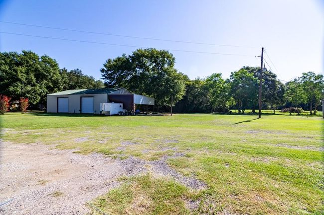 8845 Carraway Lane, House other with 3 bedrooms, 2 bathrooms and null parking in Magnolia TX | Image 3