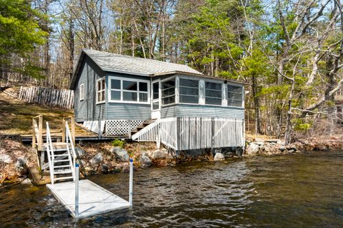 38 Beach Ln, Damariscotta, ME, 04543 | Card Image