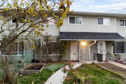 {{alt}} | Card Image