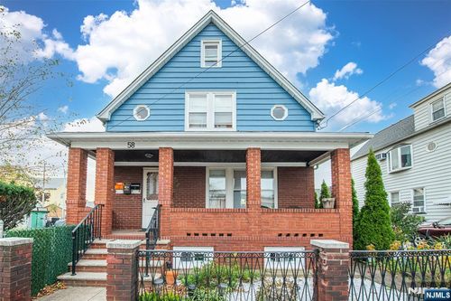 58 Hathaway St, Wallington, NJ, 07057-1050 | Card Image