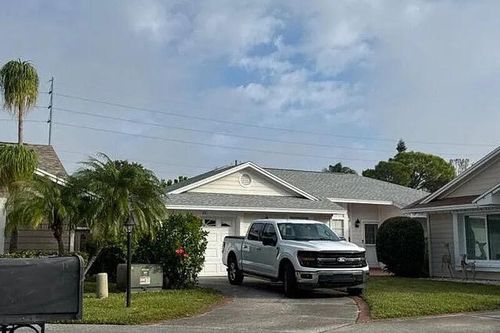 881 Franklin Cir, Palm Harbor, FL, 34683-6352 | Card Image