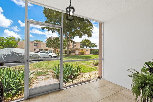 APT-107 - 9481 Evergreen Pl, Condo with 2 bedrooms, 2 bathrooms and null parking in Davie FL | Image 11
