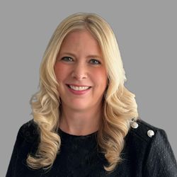 Karla Naftel