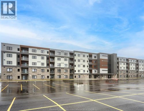 519-2550 Sandwich Pky West, Lasalle, ON, N9H0N4 | Card Image