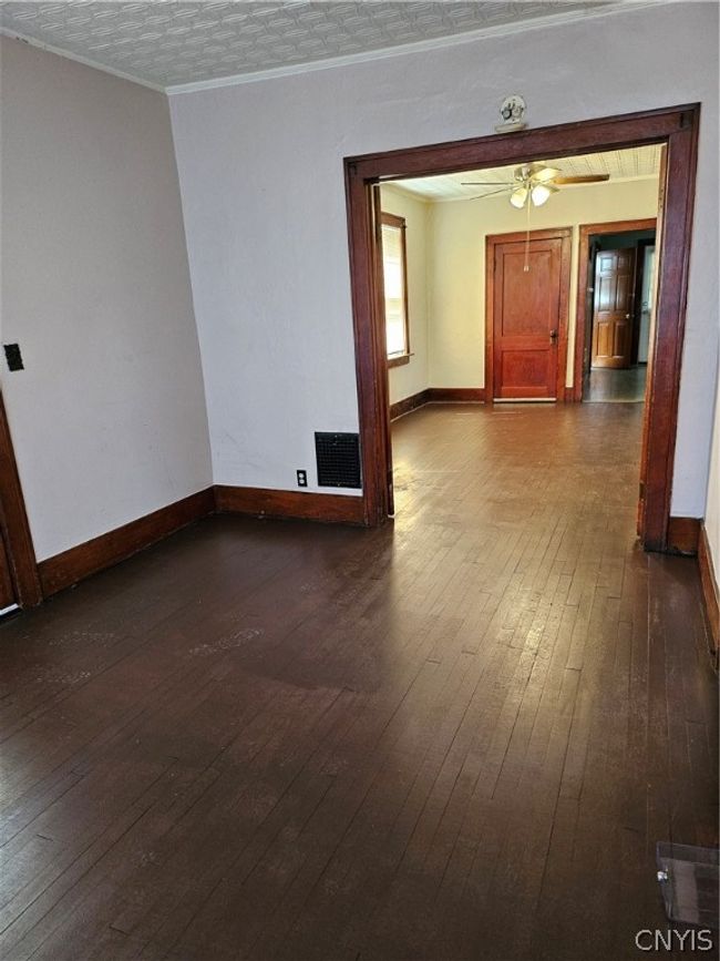 809 Hamilton Street, For Sale in Utica Zoocasa