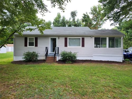 519 Smith Dr, Ruther Glen, VA, 22546-5066 | Card Image