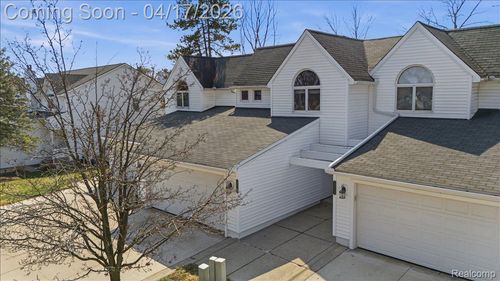 24107 Tana Ct, Farmington Hills, MI, 48335-3474 | Card Image