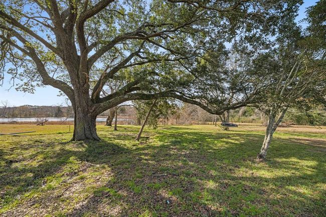 13236 Fm 1409, House other with 4 bedrooms, 3 bathrooms and null parking in Old River-Winfree TX | Image 16