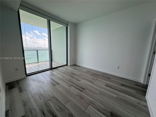 unit-2603-2900 Ne 7th Ave, Miami, FL, 33137-4446 | Card Image