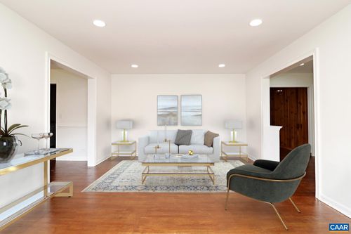 a-909 Ridge St, CHARLOTTESVILLE, VA, 22902-6022 | Card Image