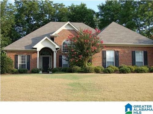 104 Oakbrooke Ln, Alabaster, AL, 35007-9472 | Card Image