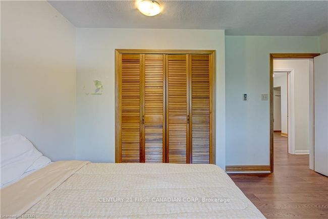 28 Redford Rd, House other with 4 bedrooms, 2 bathrooms and 6 parking in London ON | Image 13