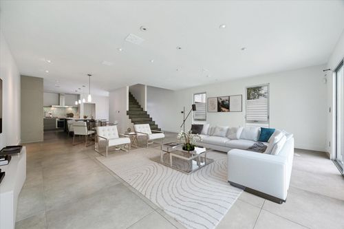 1222 Marconi St, Houston, TX, 77019-4210 | Card Image