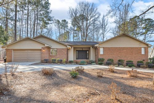 6065 Merion Cir, Sanford, NC, 27332-7319 | Card Image