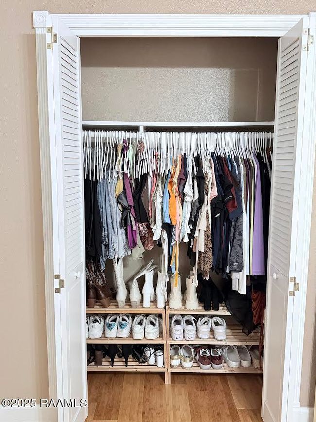 Closet 1 | Image 17