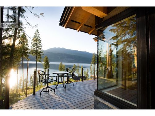 234 Walkers Lane, Central Kootenay, BC, V0B1X0 | Card Image
