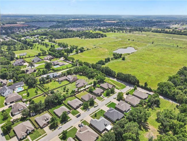 4407 W Meadow Oaks Dr, House other with 4 bedrooms, 3 bathrooms and null parking in Rogers AR | Image 37