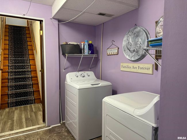 24 E Gillet St, House other with 3 bedrooms, 2 bathrooms and null parking in Preston IA | Image 18
