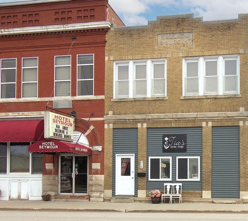 214 S Main Street, SEYMOUR, WI, 54165 | Card Image