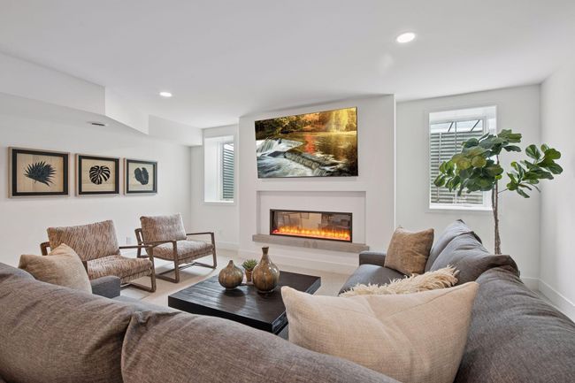 105 Walker Ave N, House other with 5 bedrooms, 5 bathrooms and null parking in Wayzata MN | Image 35