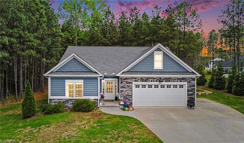 820 Sunset Pointe Dr, Salisbury, NC, 28146-5714 | Card Image