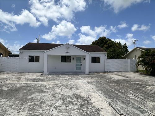 770 Se 4th Pl, Hialeah, FL, 33010-5412 | Card Image