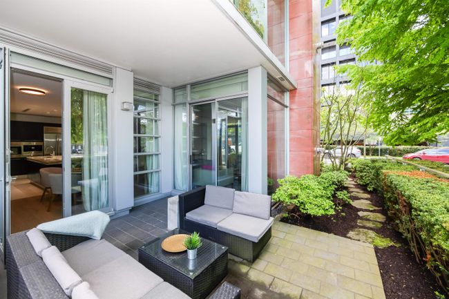1181 W Cordova Street, Townhouse with 2 bedrooms, 2 bathrooms and 2 parking in Vancouver BC | Image 28