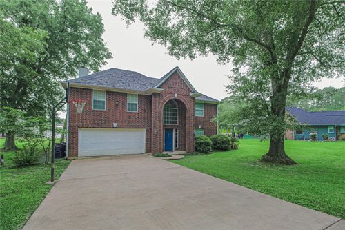 200 Lakefront Dr, Onalaska, TX, 77360-5196 | Card Image