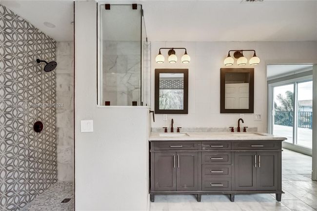 401 Wilma Cir, House other with 4 bedrooms, 3 bathrooms and null parking in Riviera Beach FL | Image 44