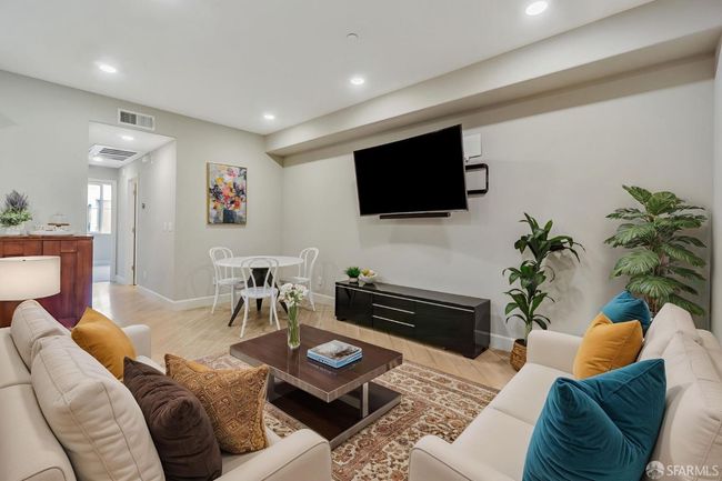 UNIT-204 - 4700 Norris Canyon Rd, Condo with 3 bedrooms, 2 bathrooms and 2 parking in San Ramon CA | Image 4