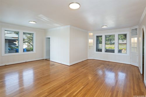 2238 Hoonanea St, Honolulu, HI, 96822-2427 | Card Image