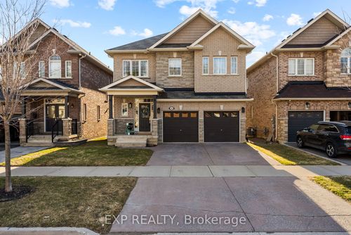 26 Scotia Rd, Sutton West, ON, L0E1R0 | Card Image