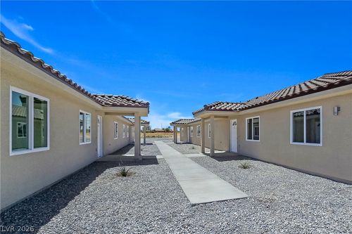 660 San Lorenzo St, Pahrump, NV, 89048-6116 | Card Image
