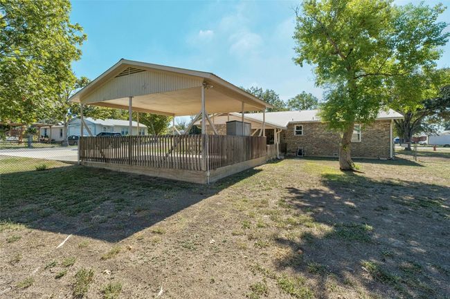 702 S Groos St, House other with 3 bedrooms, 2 bathrooms and 4 parking in Kyle TX | Image 24