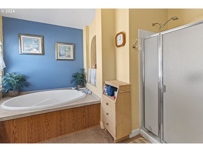 10934 Rattlesnake Ln, House other with 3 bedrooms, 2 bathrooms and 2 parking in Unity OR | Image 23
