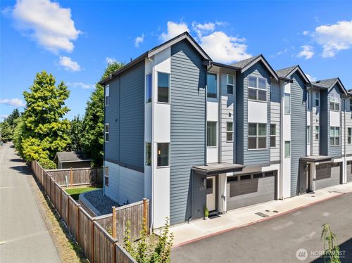 unit-e101-17417 W Main St, Monroe, WA, 98272-2055 | Card Image