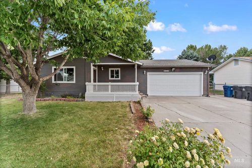 225 E 15th N, Mountain Home, ID, 83647-3730 | Card Image