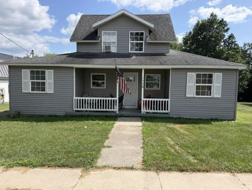 108 E Hardy St, Fremont, IN, 46737-2026 | Card Image