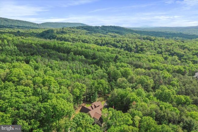 2968 Cheyennes Trl, House other with 3 bedrooms, 4 bathrooms and null parking in GERRARDSTOWN WV | Image 67