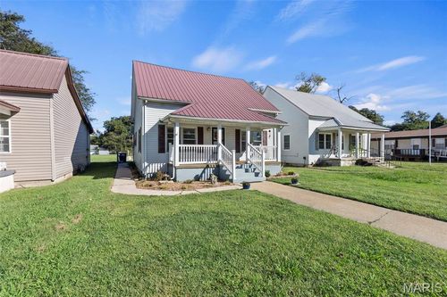 205 E Beech, Sikeston, MO, 63801-8539 | Card Image