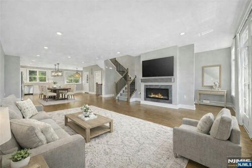 33 Cranberry Lane, Montvale, NJ, 07645 | Card Image