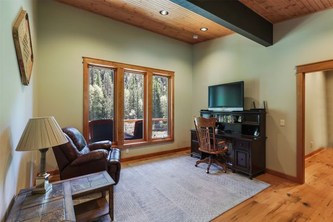 Family Room | Image 42