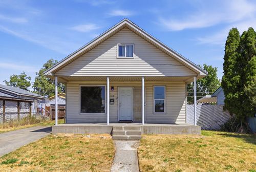 313 E E Queen Ave, Spokane, WA, 99207 | Card Image